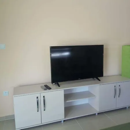 Long Ceaser Apartman