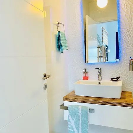 Long Ceaser Agios Georgios (Famagusta)